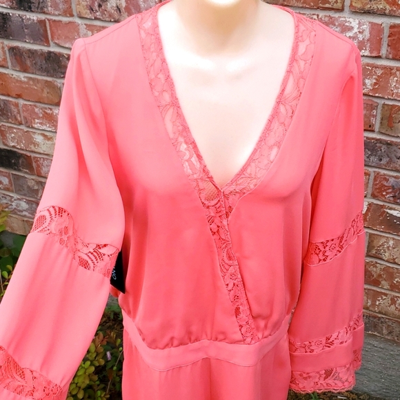 Marciano NWT Peachy pink romper jumpsuit - Picture 2 of 4
